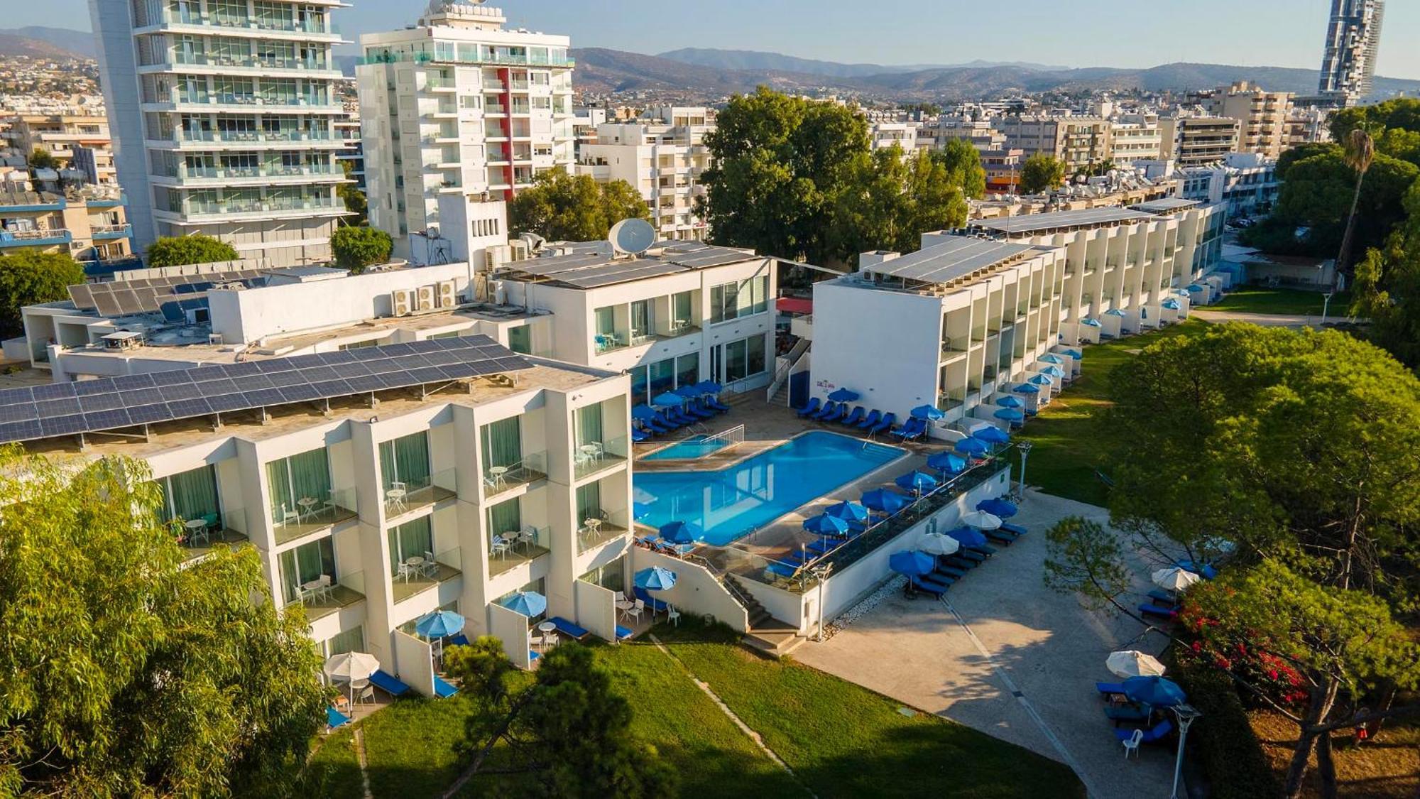 Park Beach Hotel Limassol Ngoại thất bức ảnh