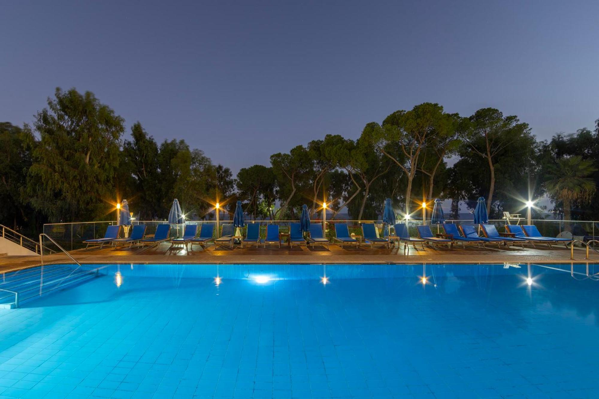 Park Beach Hotel Limassol Ngoại thất bức ảnh