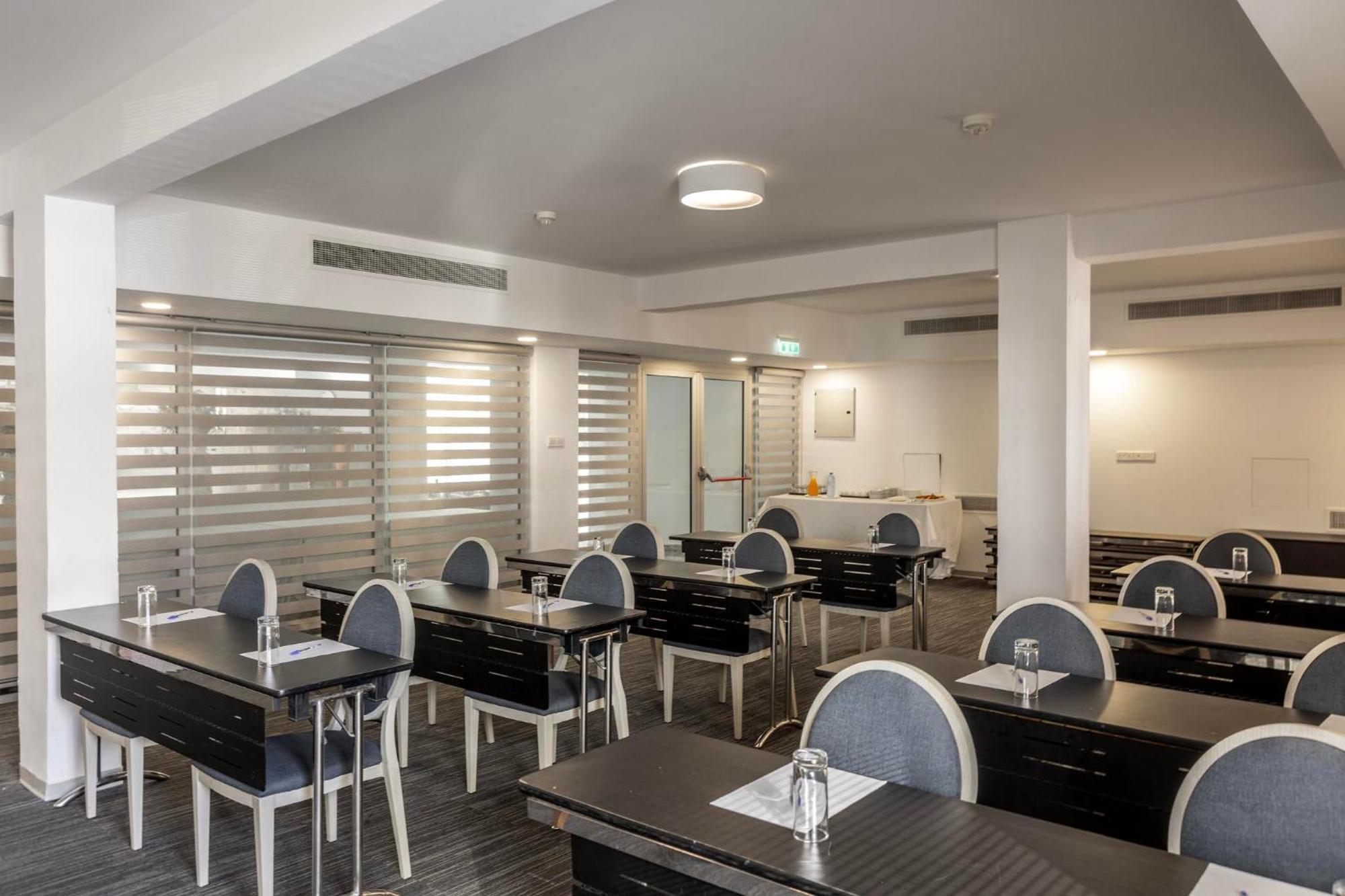 Park Beach Hotel Limassol Ngoại thất bức ảnh